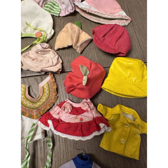 VTG 1979 Strawberry Shortcake 12 Dolls 6 Pets House Clothing Lot - Picture 12 of 16